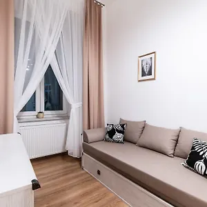 Hotel apartamentowy Dietla 32 - Ideal Location In The Heart Of Krakow, Between Main Square And Kazimierz District, Kraków